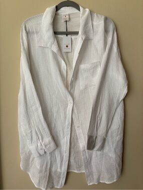 Shade & Shore White Textured Gauze Button-Up Top